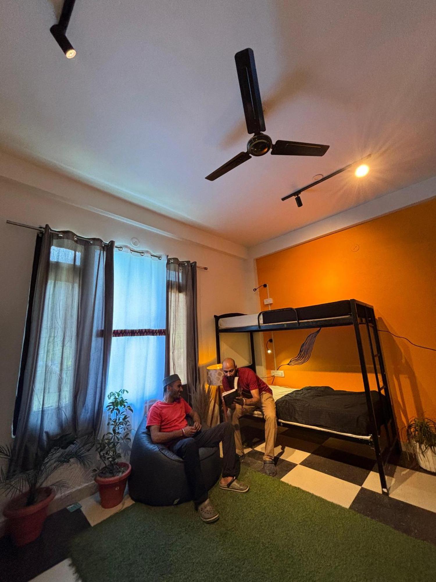 Himtrek Stay Kasol Exteriér fotografie