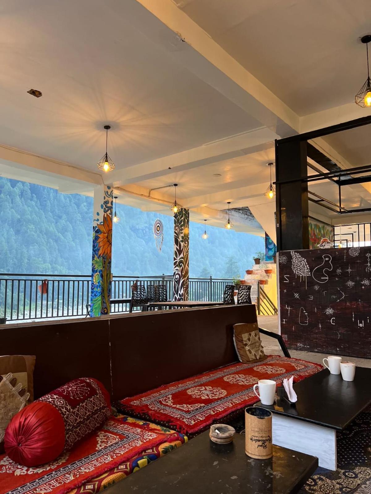 Himtrek Stay Kasol Exteriér fotografie