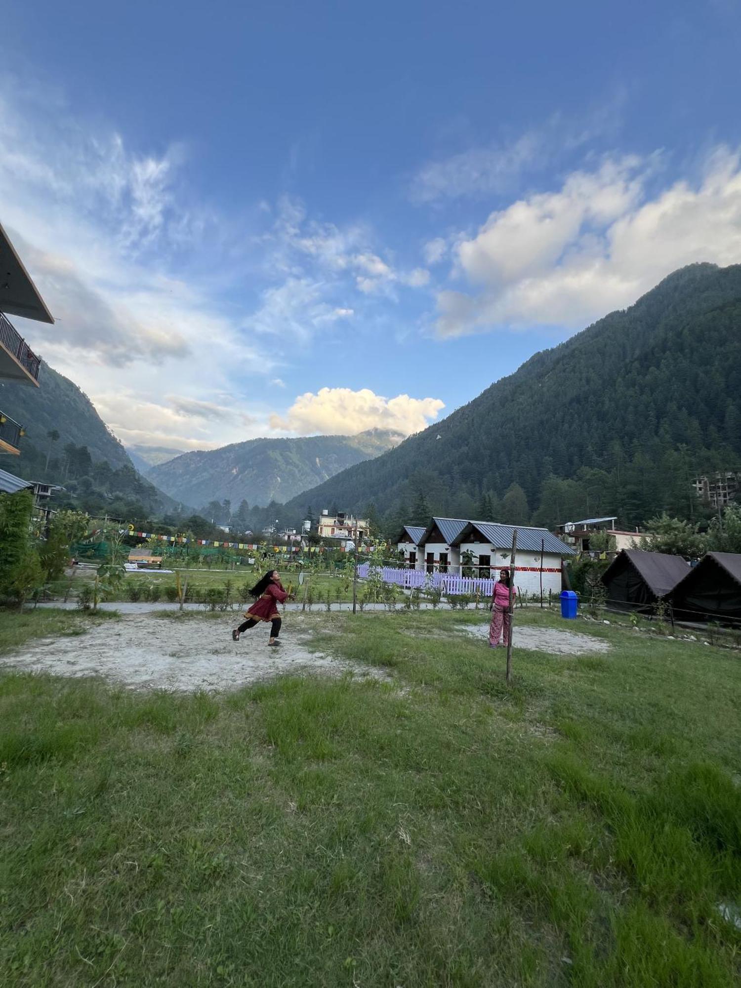 Himtrek Stay Kasol Exteriér fotografie