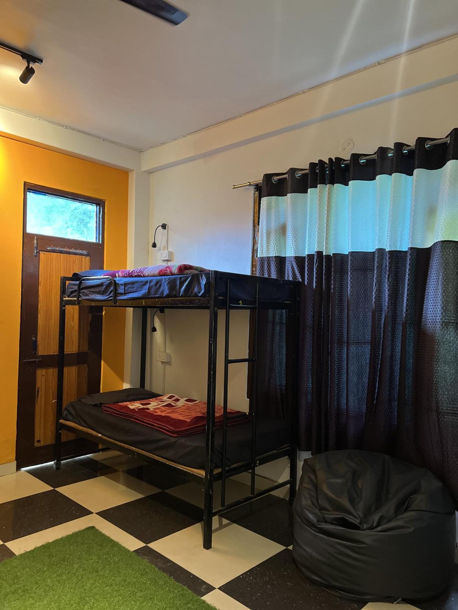 Himtrek Stay Kasol Exteriér fotografie